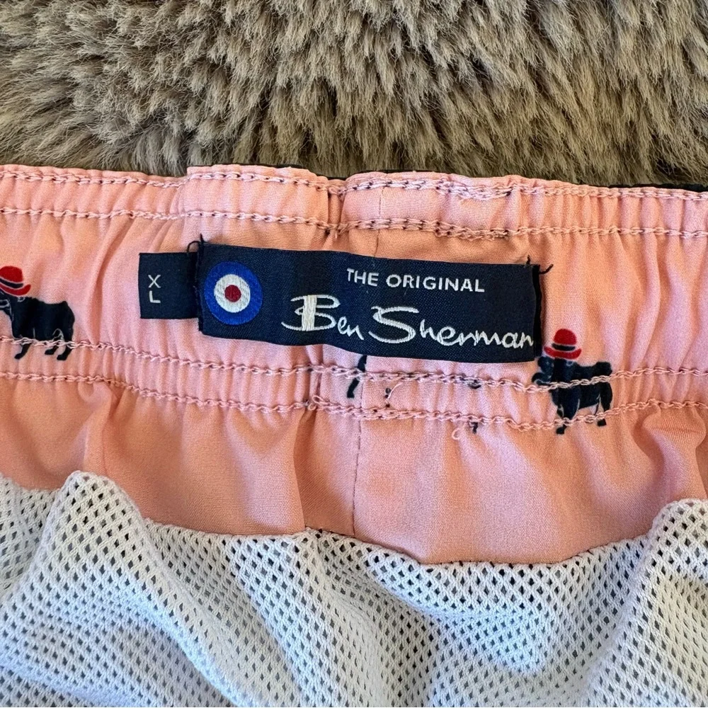 BEN SHERMAN Bulldog-Print Swim Shorts Stretch Drawstring Pocket Resort XL 7”‎